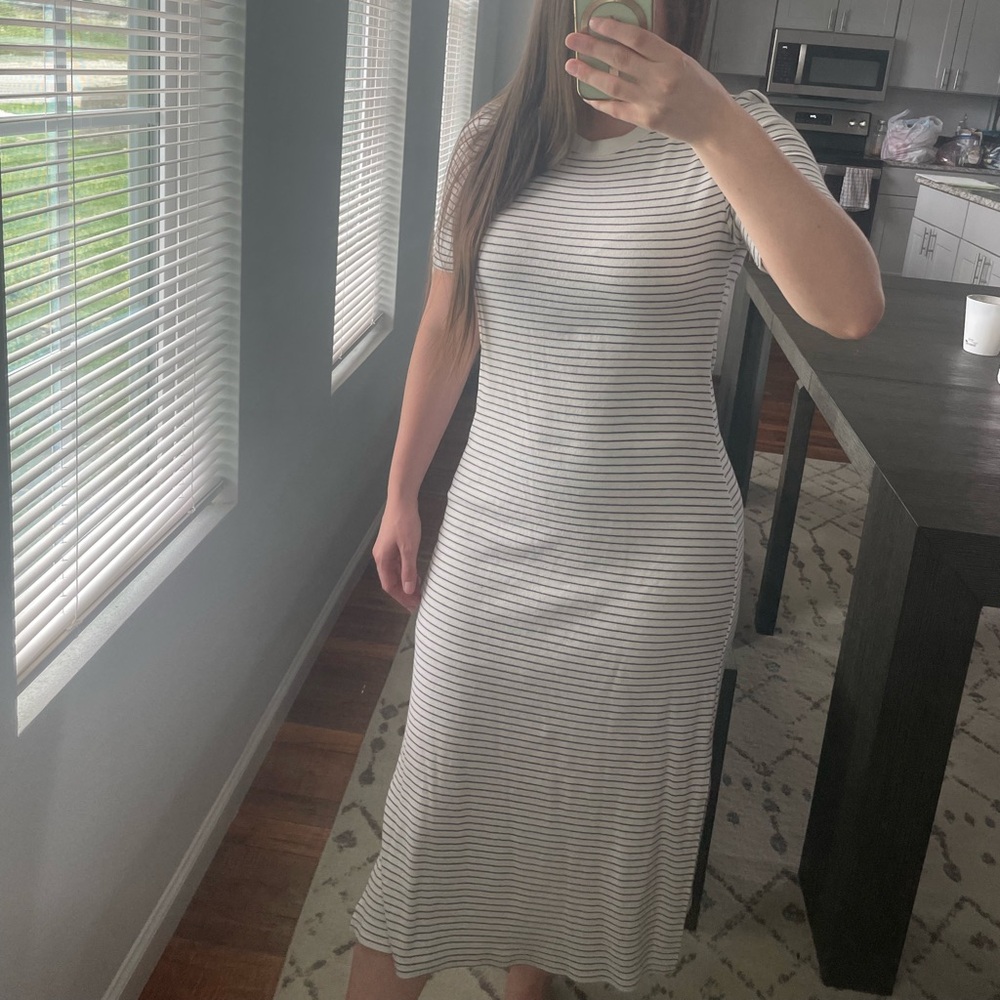Comfy modest summer dress